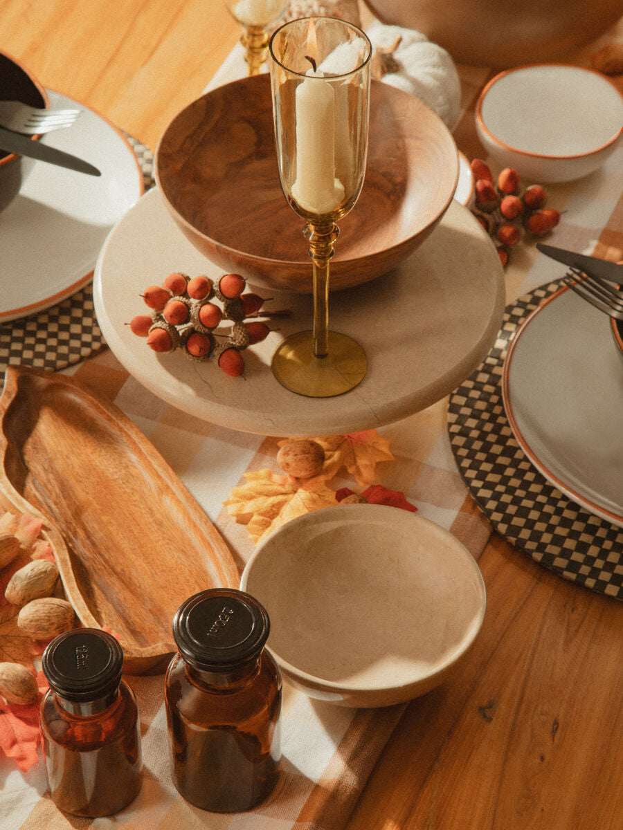 Orsina Cake Stand featuring a stylish design for elegant dessert presentations