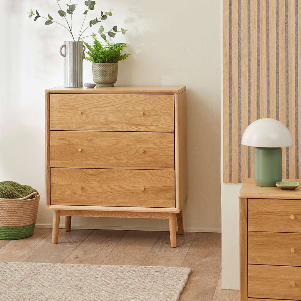 Fishe and Lilly Chest of 3 Drawers in oak finish with a minimalist design for modern interiors