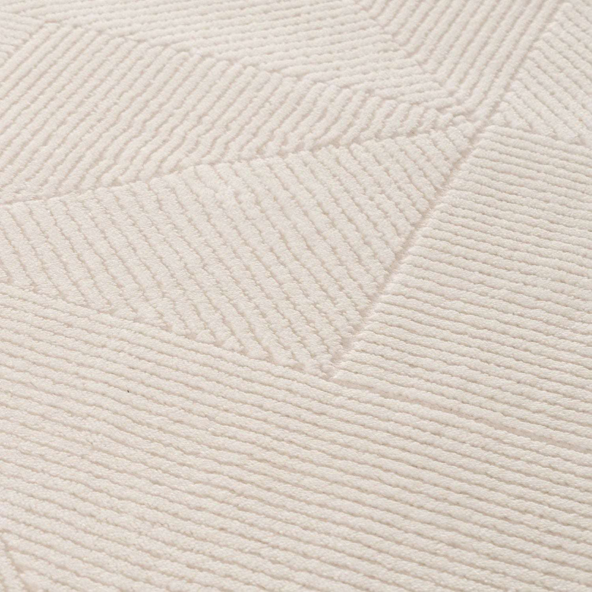 Textured Cream Rug with a Modern Geometric Pattern for Stylish Home Decor