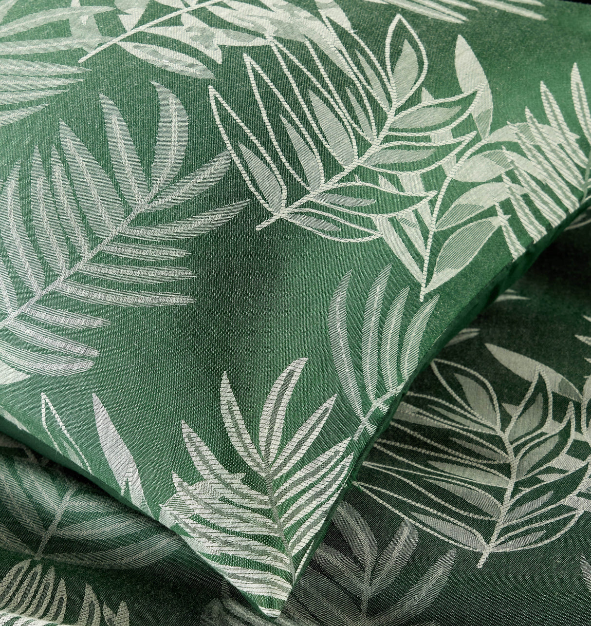 OLIVIA ROCCO Duvet Cover Sets featuring a green botanical leaf design for a stylish bedroom decor