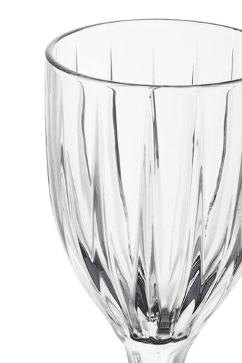 Orsina Elegant Clear Wine Glasses with a Decorative Fluted Design for Special Occasions