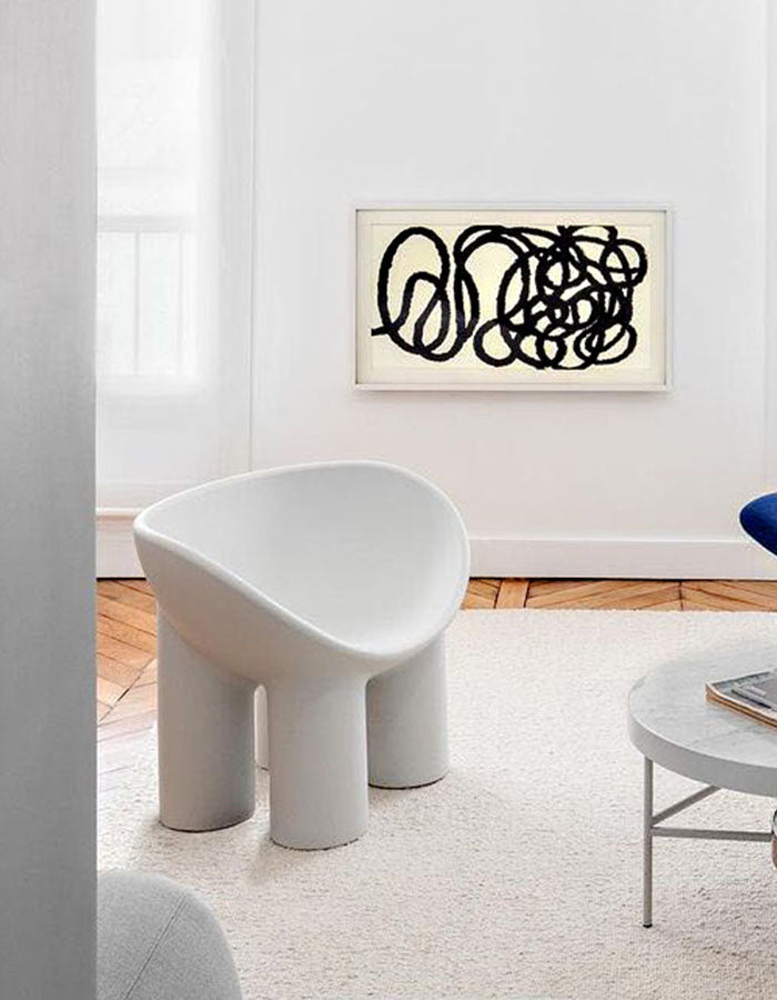 Le Di Vita Fiberglass Armchair in White, Stylish and Modern Design for Contemporary Interiors