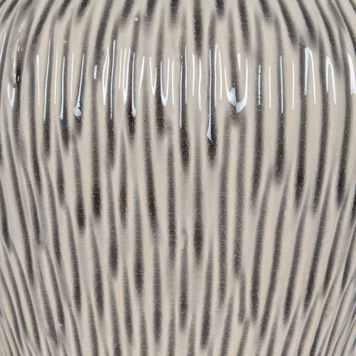 Fleck Vase with a textured design in neutral tones, perfect for home decor and floral arrangements