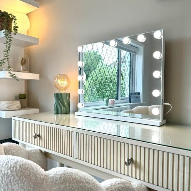 Elegant Hollywood Mirror with LED bulbs, ideal for dressing tables and modern interiors