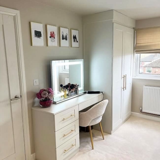 Beautiful Hollywood Pro Mirror with Soft LED Lighting for a Glamorous Makeup Experience in a Stylish Bedroom