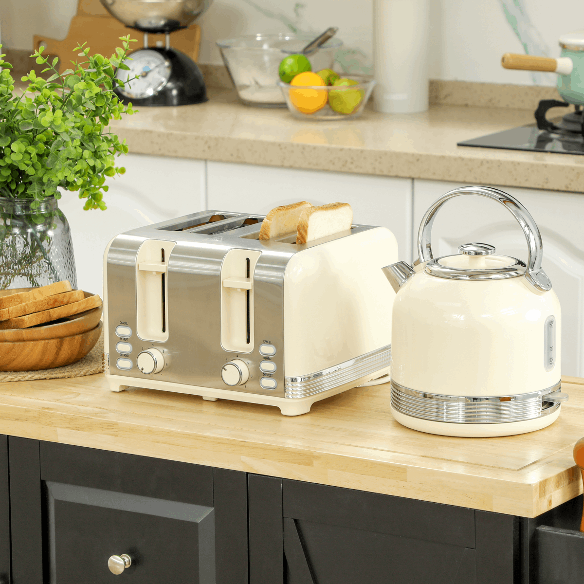 HOMCOM 1.7L 3000W Fast Boil Electric Kettle and Toaster Set, Cream HOMCOM