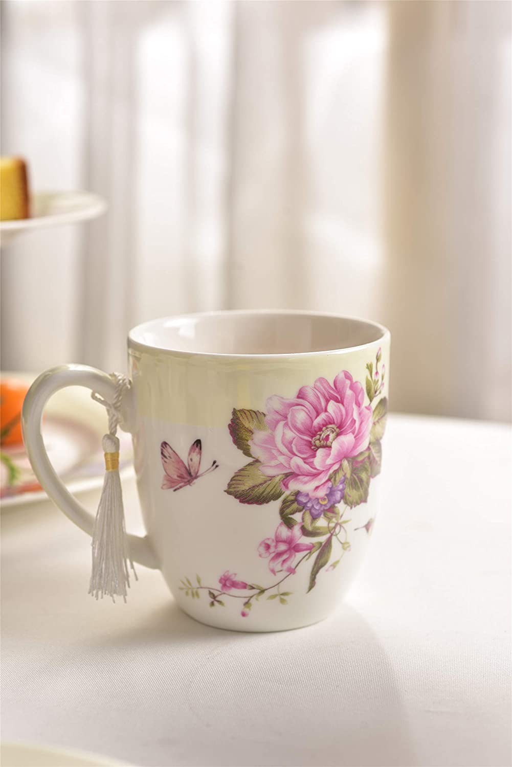 Elegant floral mug from London Boutique Lifestyle, part of a beautiful Mug Set for tea or coffee lovers