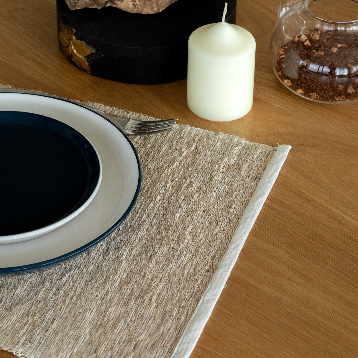 Shades 4 Seasons Natural Woven Placemat for Dining Shades 4 Seasons