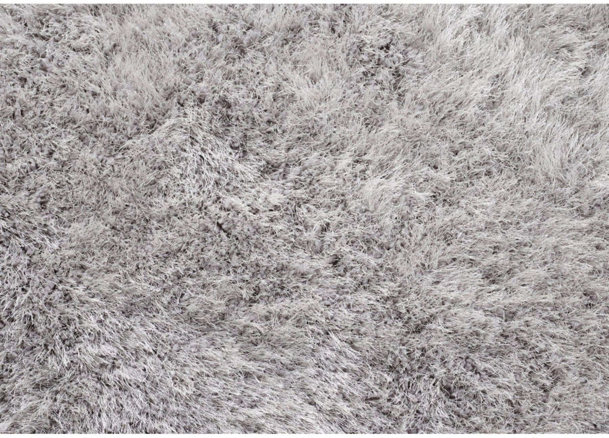Plush Grey Shaggy Rug with Soft Texture Perfect for Living Room Decor