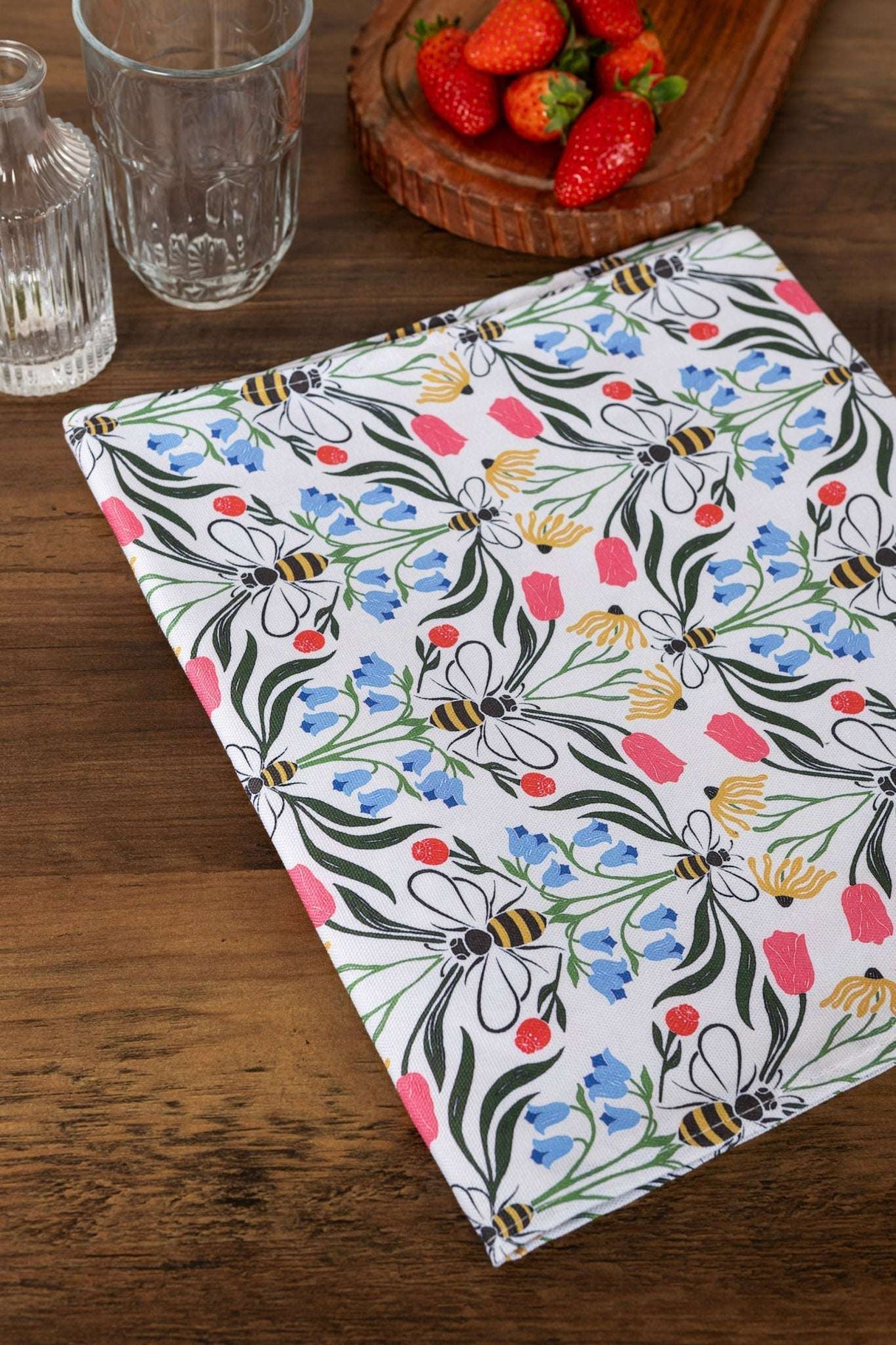 Avalon Home UK Floral Table Runner with Bees and Colourful Flowers for Stylish Dining