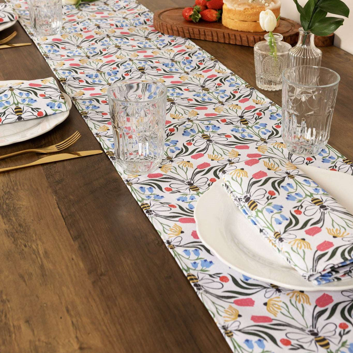 Avalon Home UK Floral Table Runner in Multicolour for Elegant Dining Settings