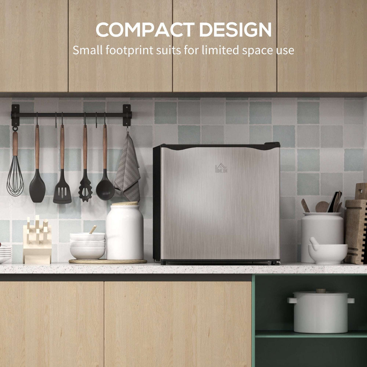 HOMCOM 35L Tabletop Freezer with Adjustable Temperature Wire Shelf Silver HOMCOM