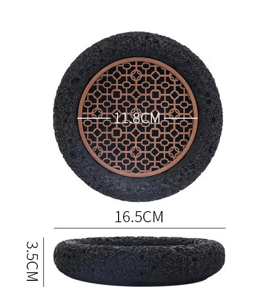 Nisu Home round tableware mat with intricate design, measuring 16.5cm in diameter and 3.5cm in height