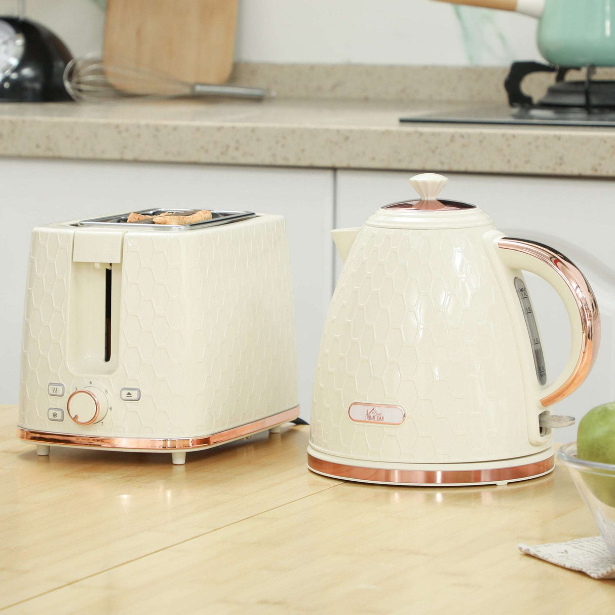 Wise Galleria Toaster Set featuring a stylish toaster and kettle in cream with rose gold accents