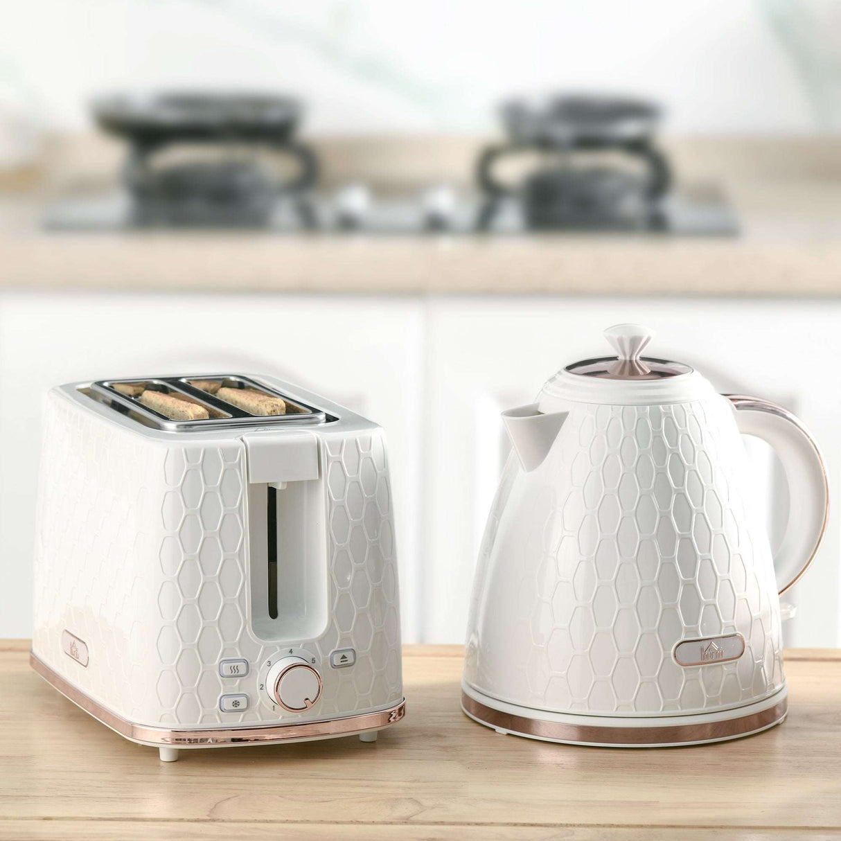 Wise Galleria Toaster Set featuring a stylish white toaster and kettle for modern kitchens