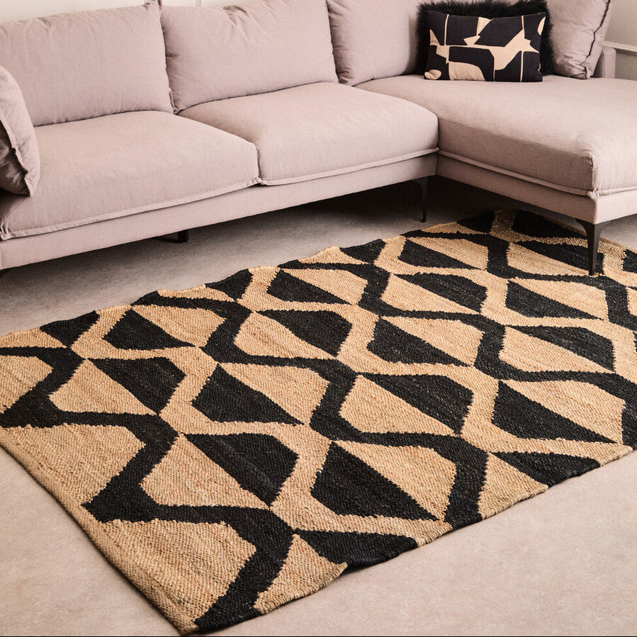 Orsina Hemp Rug with Geometric Pattern, Perfect for Enhancing Living Room Decor