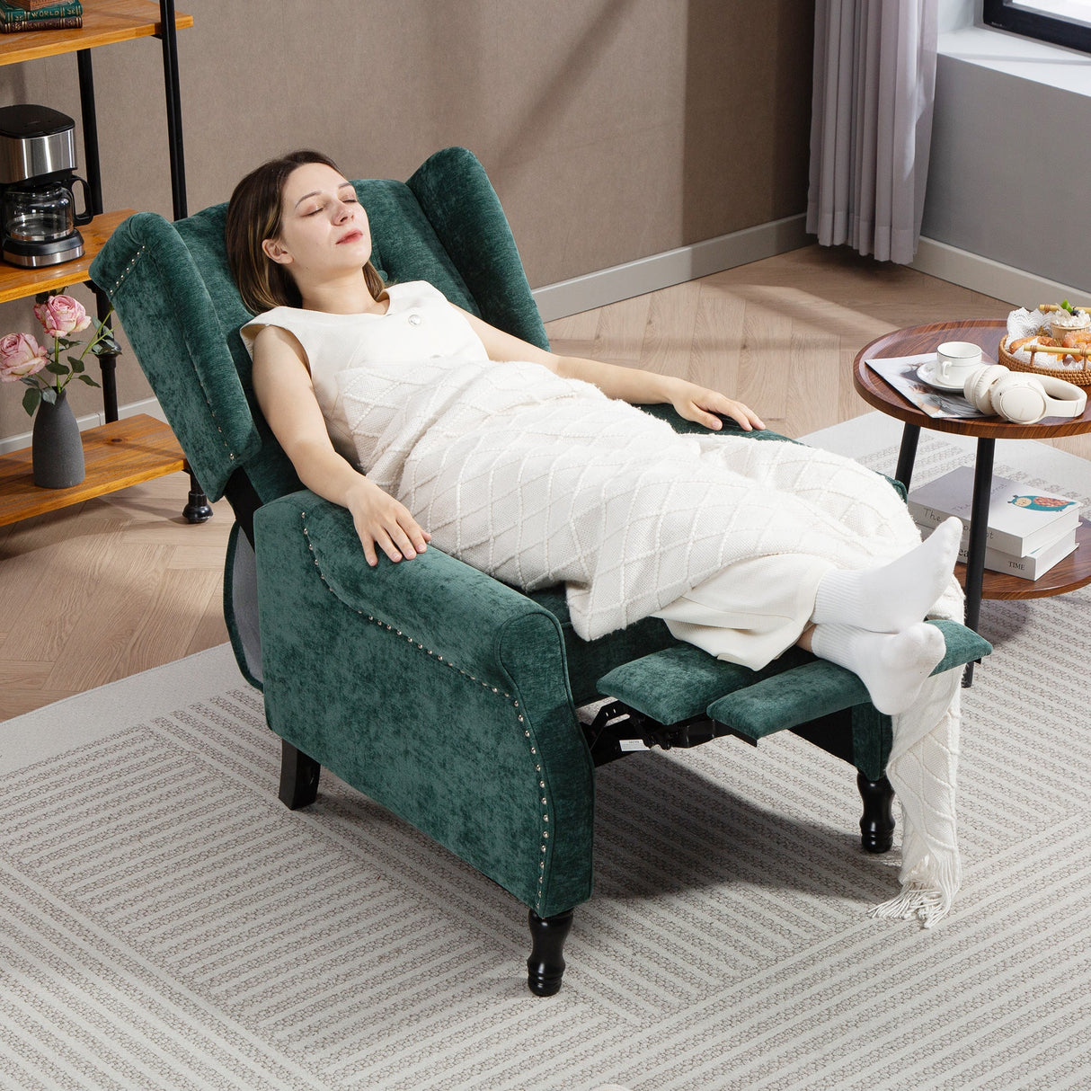 Wise Galleria Vintage Armchair with Reclining Feature and Plush Green Upholstery for Relaxation