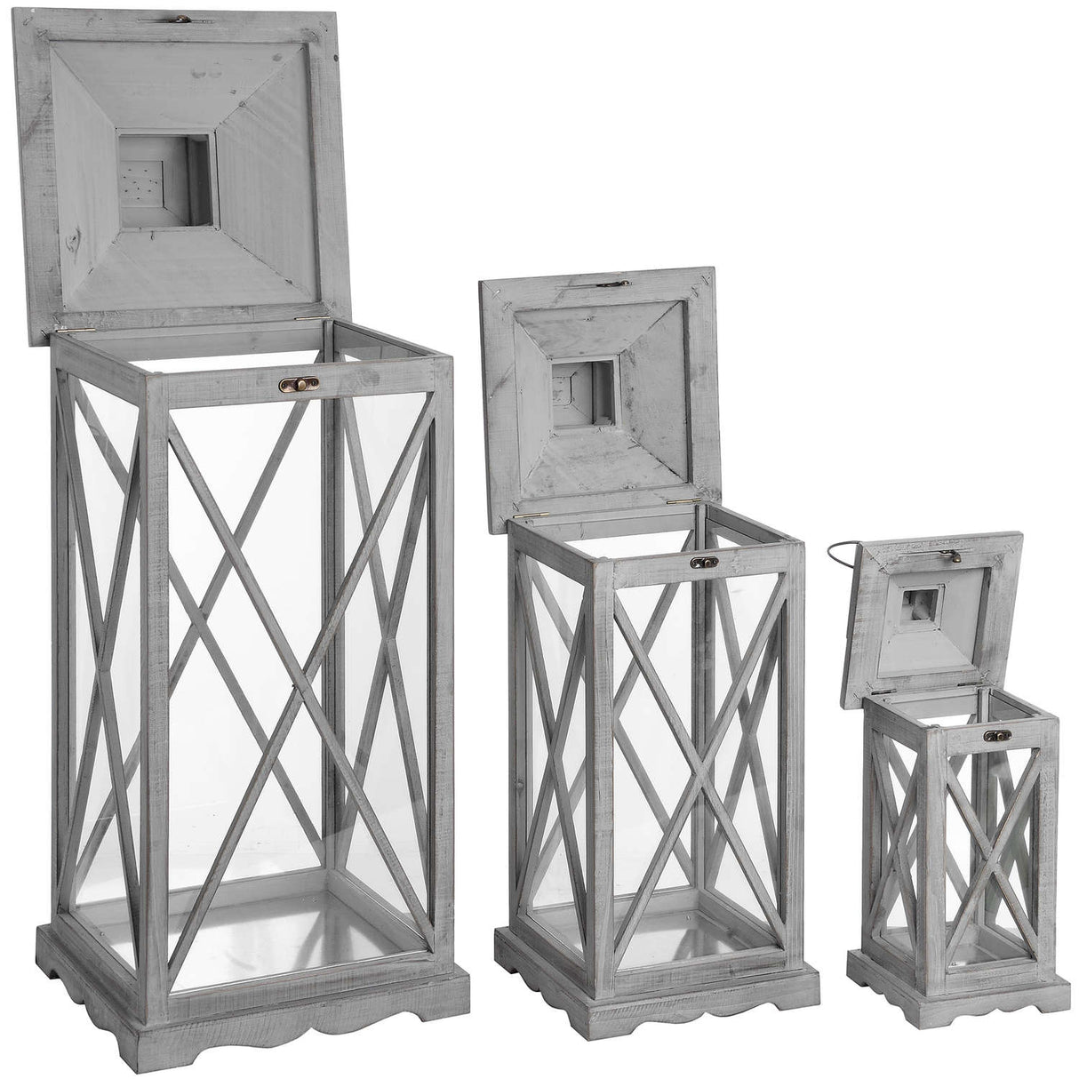 Set Of Three Wooden Lanterns With Traditional Cross Section Shades 4 Seasons