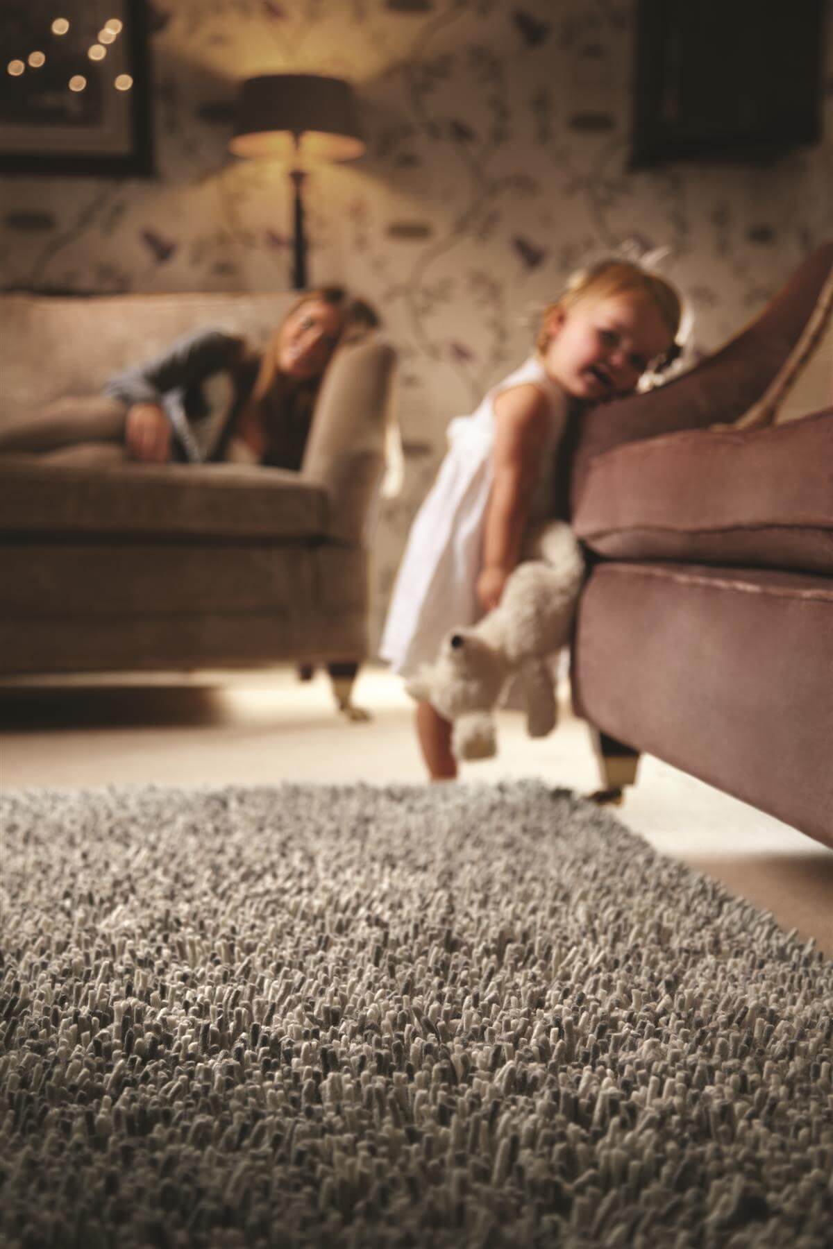Soft Wool Rug in Grey with Textured Design, Perfect for Cozy Living Rooms with Children