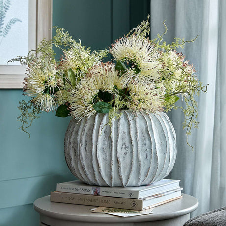 Lorenzo Rotund Fin Vase Shades 4 Seasons