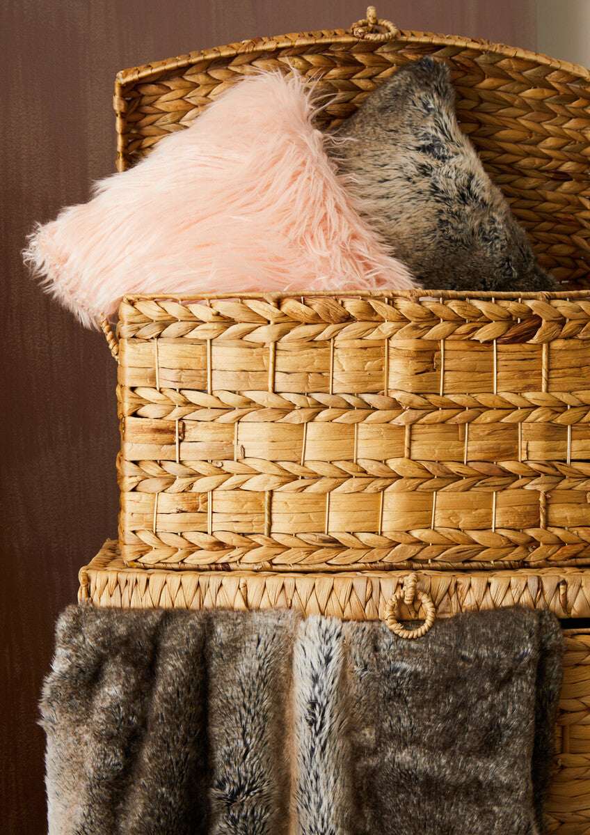 Orsina Luxurious Bosie Lamina Mocha Ombre Fur Throw