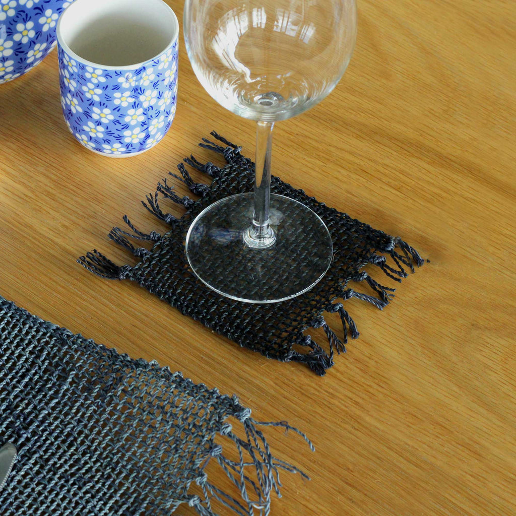 Set of 4 Seagrass Fringe Natural Coasters Black Shades 4 Seasons