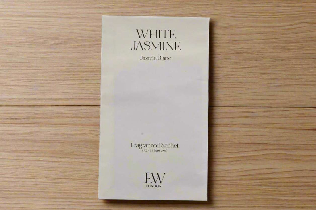 White Jasmine Scented Sachet for Drawers and Cupboards 20g Geko Products