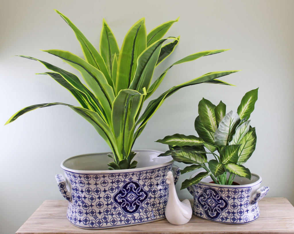 Set of 2 Ceramic Footbath Planters, Vintage Blue & White Circular Design Geko Products