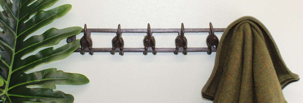 Rustic Cast Iron Wall Hooks, Dog Tail Design With 6 Hooks Geko Products