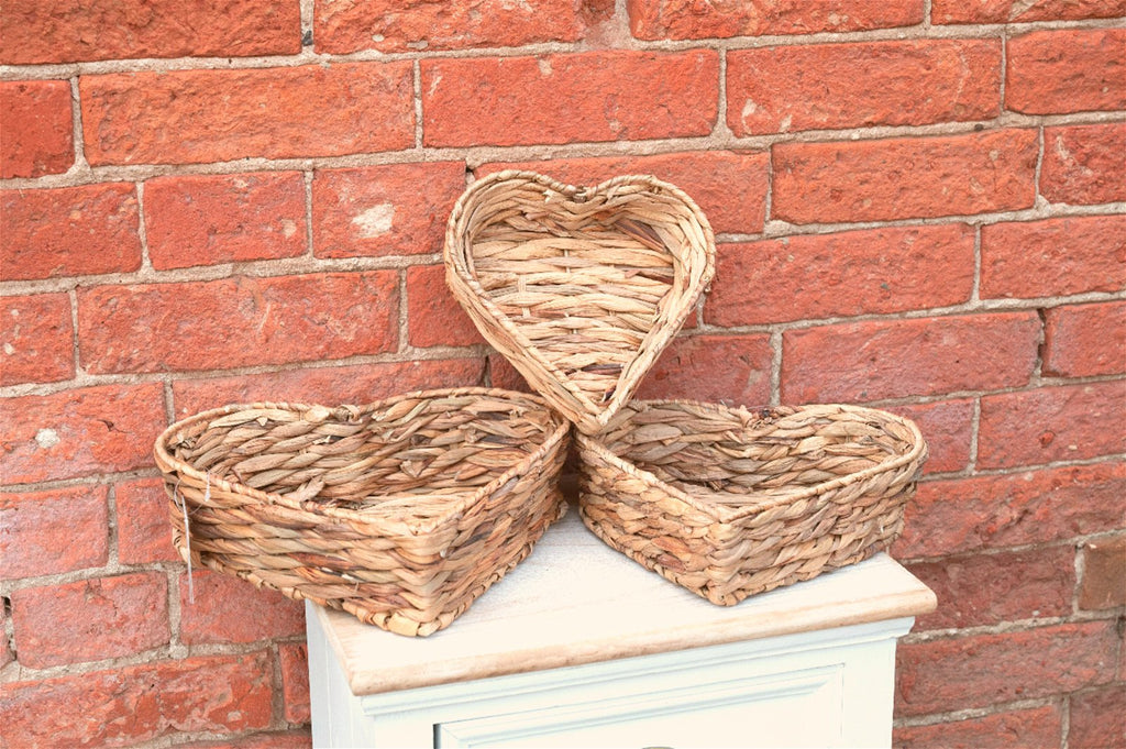 Rattan Heart Shape Basket Trays Geko Products