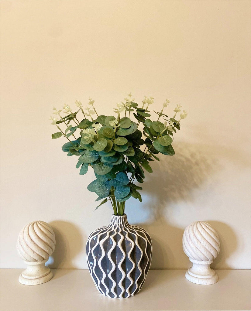 Grey Serenity Vase Small Geko Products