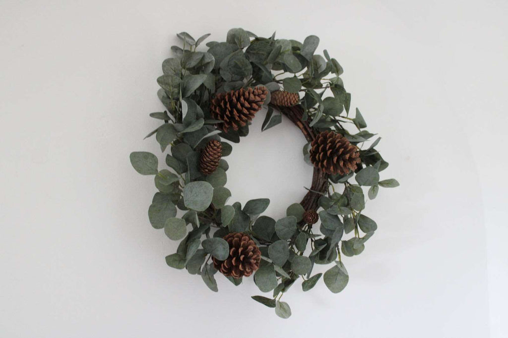 Eucalyptus & Pinecone Wreath Geko Products