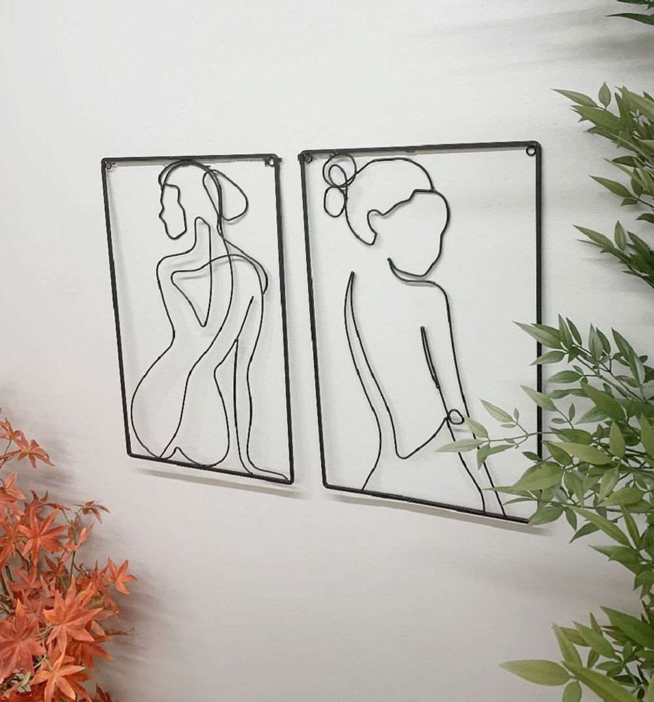 Set of 2 Black Metal Silhouette Wire Wall Decoration Geko Products