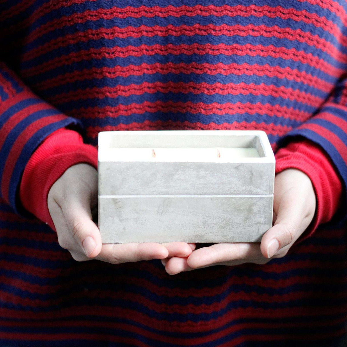 Large Candle Box - Clove & Dark Sandalwood AW-Dropship