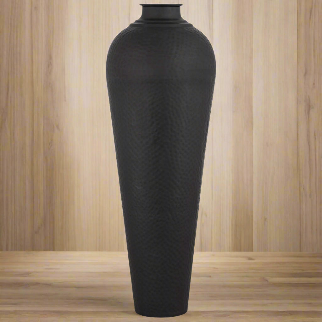 Matt Black Large Hammered Vase With Lid BLACK METAL Shades 4 Seasons