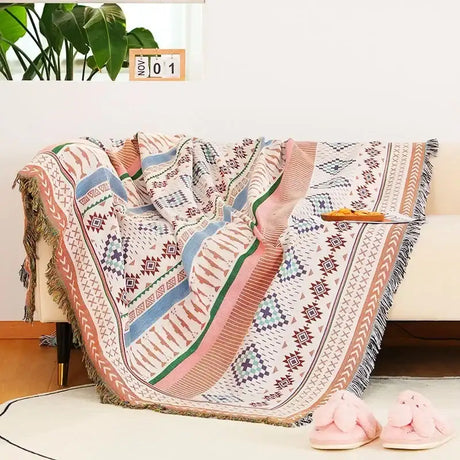 Nisu Home Decorative Throw Blanket with Colourful Geometric Patterns and Fringed Edges