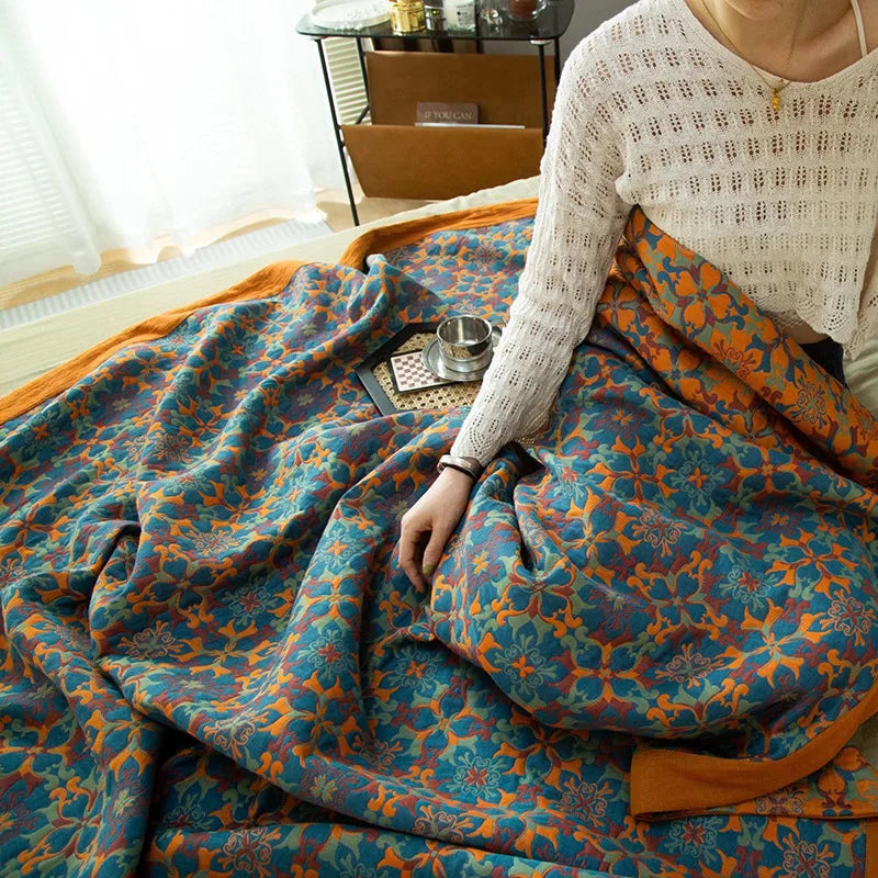 Three-Layer Jacquard Blanket - Soft, Portable, Versatile Home Accessory N/A