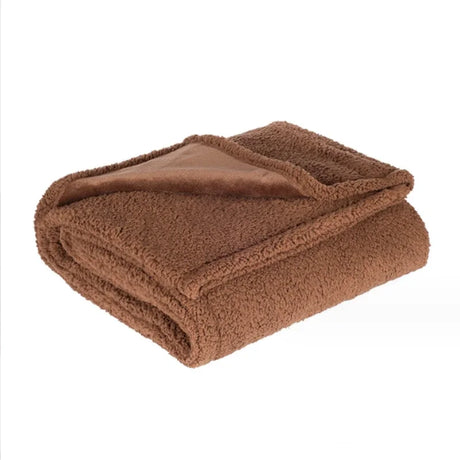 Comfortable Plush Blanket - Stylish, Easy-Clean & Versatile N/A