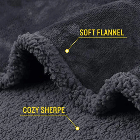 Comfortable Plush Blanket - Stylish, Easy-Clean & Versatile N/A