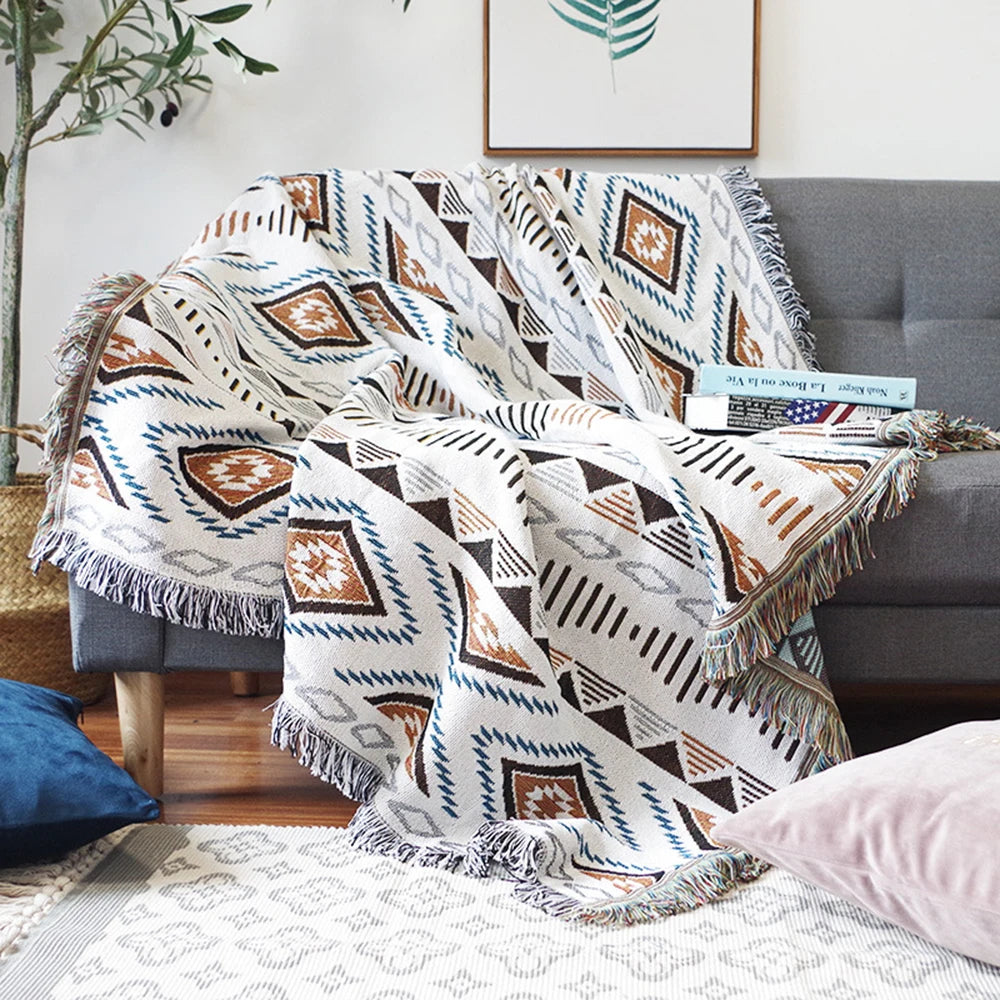Nordic Style Knitted Throw Blanket - Quality Cotton Blend for Home Decor N/A