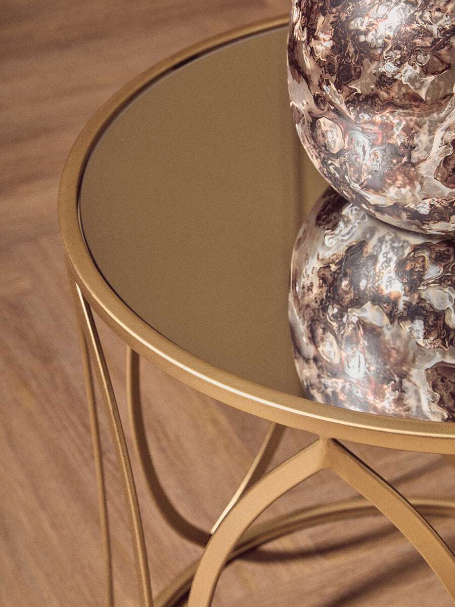 Arcana Set Of Two Gold Finish Side Tables Orsina