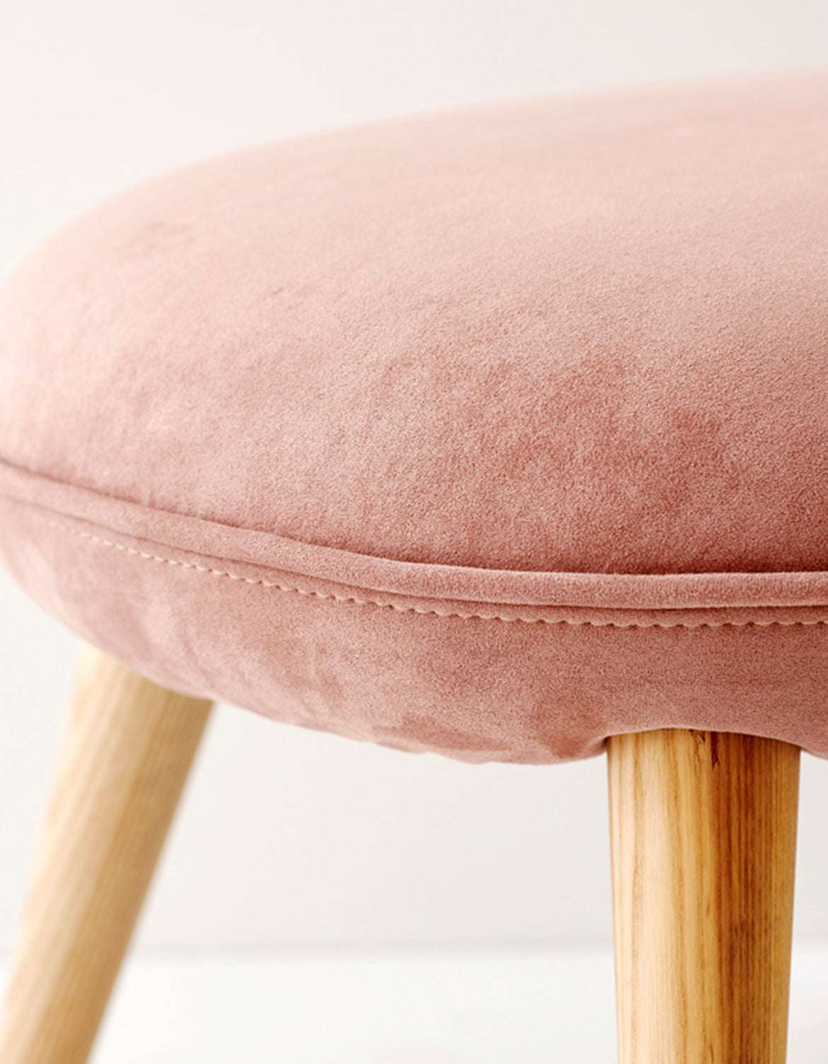 Le Di Vita Dressing Table Stool with Soft Pink Velvet Upholstery and Natural Wooden Legs