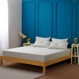 SHEET STORY Fitted Sheet in White Cotton with Stylish Pattern on a Wooden Bed Frame