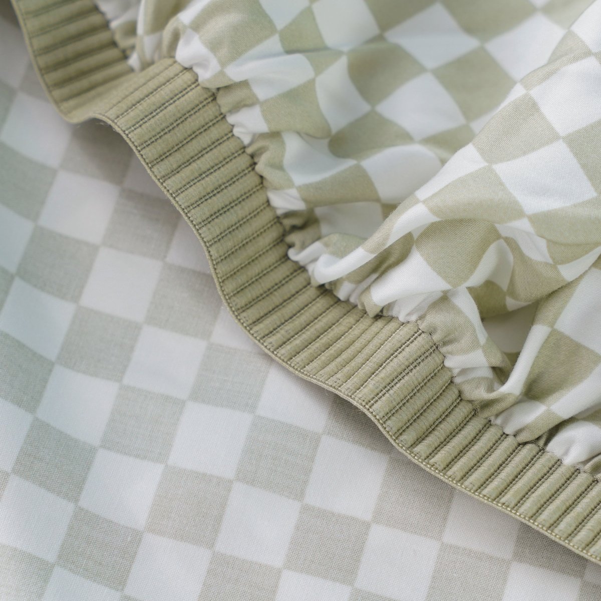 SHEET STORY Fitted Sheet in a beige and white checkered pattern for a stylish beddings update