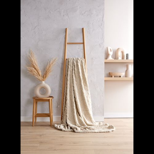Cable Knit Style Plush Fleece Throw Bellissimo Home