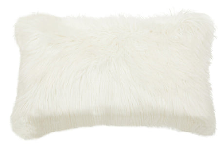 Orsina Fur Cushion in soft white for a cozy and stylish home decor accent