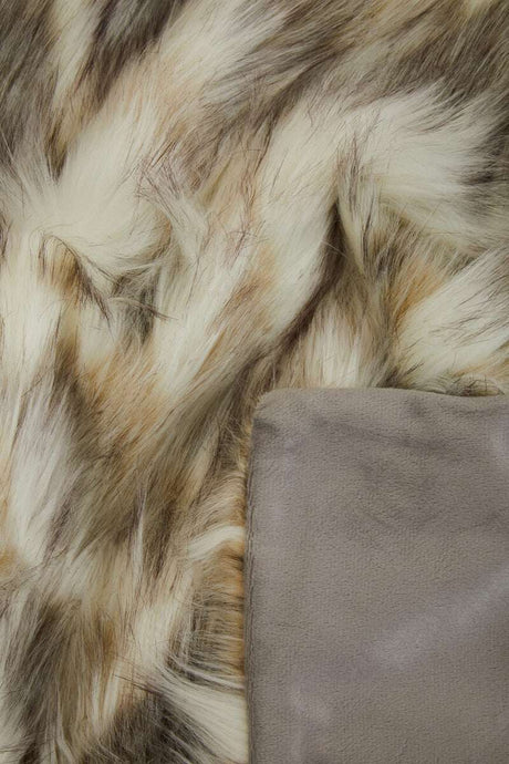 Orsina Luxurious Fur Throw in Soft Beige with Elegant Faux Fur Texture