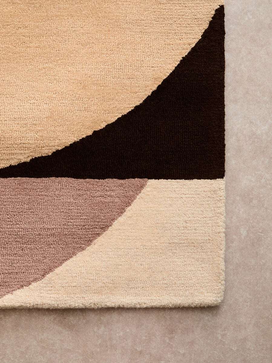 Orsina Geometric Rug with Earthy Tones and Abstract Pattern for Modern Home Decor