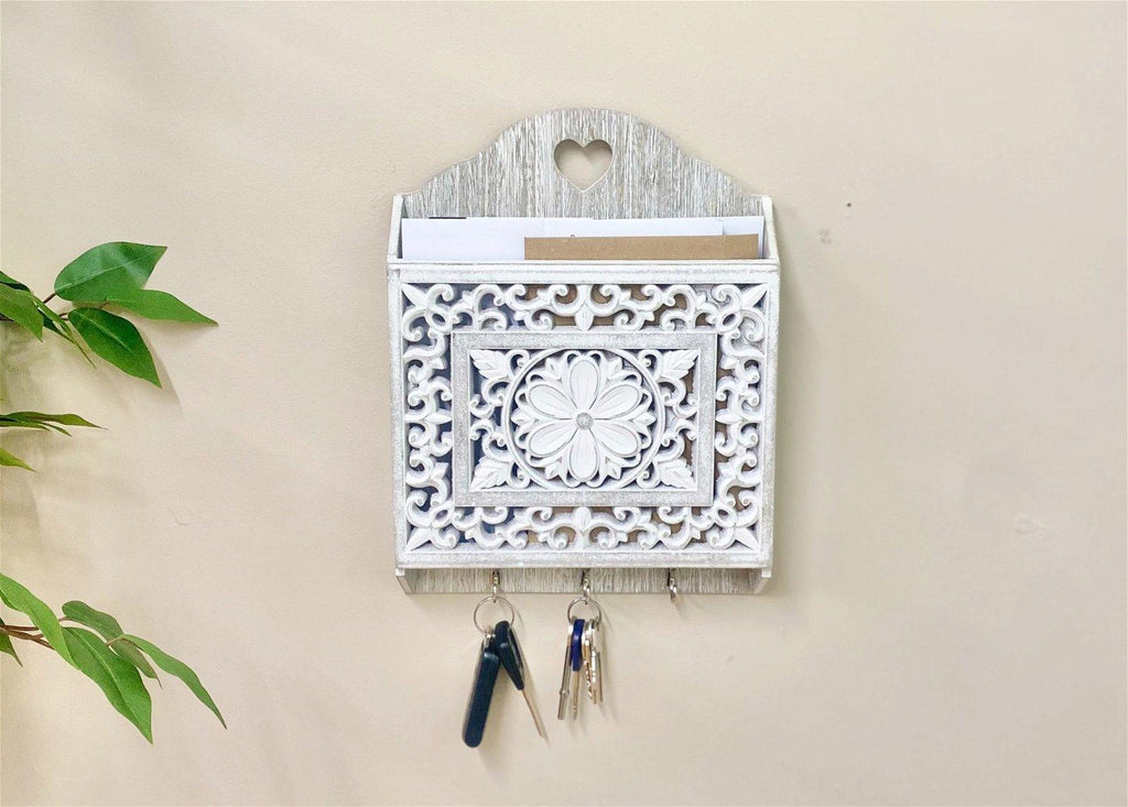 Grey Wooden 3 Hook Key Holder With Cutout Pattern Shelf Geko Products