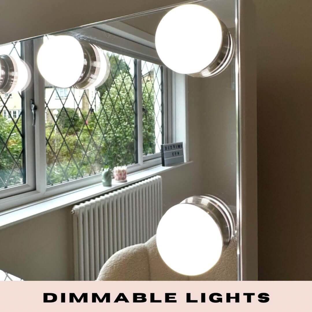 Hollywood Mirror with Dimmable Lights for Adjustable Brightness and Glamorous Make-up Application